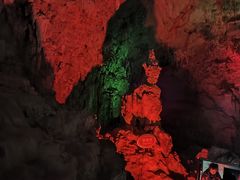 -百色大石围天坑群