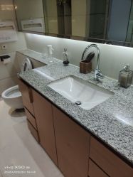 -HEYAN荷妍专业脱毛连锁机构