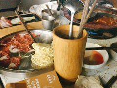 -老房老舍重庆火锅(假日城市店)