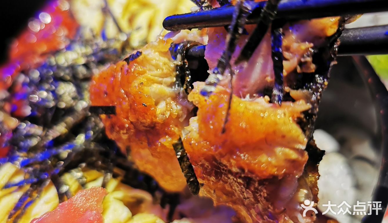 三重口感 浓郁巧克力蛋糕打底+冰激凌