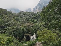 -三叠泉瀑布