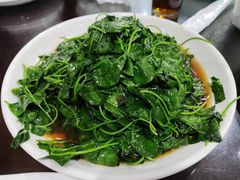 -侬佳蒸菜馆(听潮店)