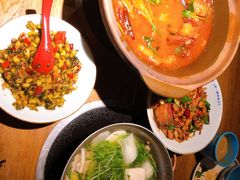-吃饭皇帝大土家民族菜(正大广场店)