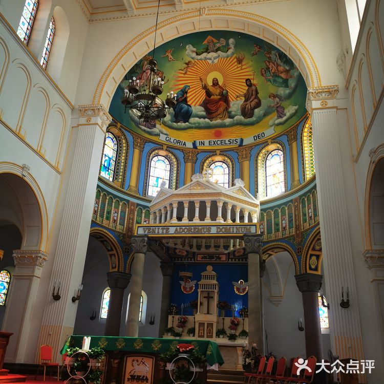 圣米埃尔教堂遇见了太多美好