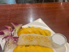 -Dang restaurant (patong phuket)