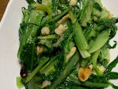 -黄泥岗·地道湖北菜(奥特莱斯店)