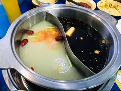 -马路边边·成都串串(翠柏路店)