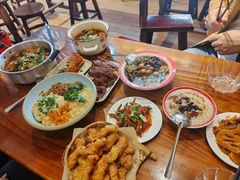 -爆炸头阿姨小四川正宗川味小吃(无任何分店)