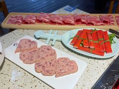 -二荆条·蜀鲜汇城市森林火锅