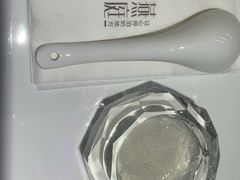 -燕庭·纯燕窝·甜品下午茶(南京西路店)