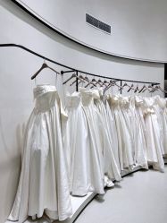-城市花园婚纱摄影