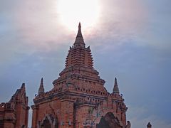 -一寨两国风景区