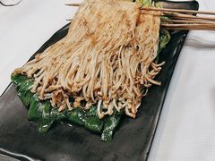 -云晓光头烧烤吧(德平路店)