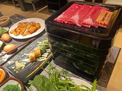 -牛YO寿喜烧·铁板烧和牛火锅自助(市府恒隆店)