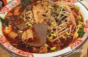 Classic Beef Oil Spicy Hot Pot with Noodles