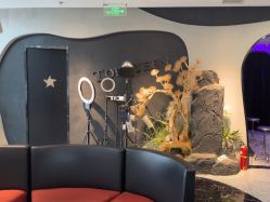 -TOP HAIR SALON