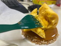 芝士咸蛋黄蛋糕-星巴克(天津滨海国际机场1店)