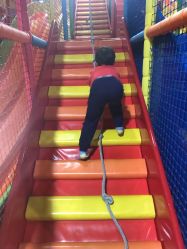 -宝燕乐园(闵行旗舰店)