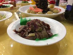 -山明水秀大饭店