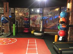 -GYMPLUS私教健身会馆(大悦城店)