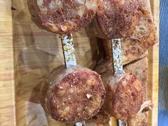 烤米肠-乡村馕坑肉·烧烤·新疆菜·本地人更爱吃(阿勒泰首店)