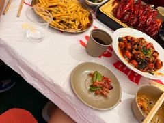 -肥肥虾庄·金牌油焖大虾(汉口城市广场店)