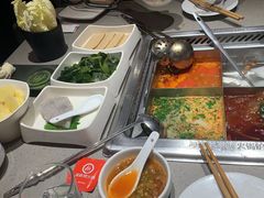 -海底捞火锅(银泰中心店)