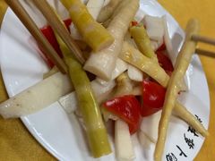泡竹笋-荣生萝卜汤饭店