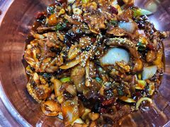 -虾弄弄海派小龙虾·牛羊蝎子火锅