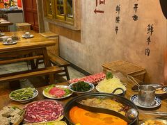 -旧街市鲜货老火锅(大光路店)