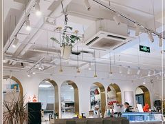 -Fridi Patisserie Cafe