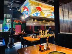 大堂-肉魁屋·烧肉·烧鸟·酒场(高新店)