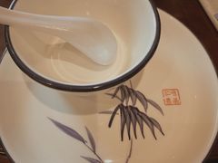 -亿诣蝎府炸酱面羊蝎子火锅(酷车小镇店)