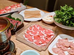 招牌雪花肥牛-石鼎香·非遗淮扬火锅(江都龙川桥店)