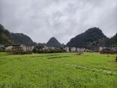 -高荡千年布依古寨旅游景区