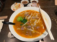 牛肉老友粉汤-漆黑觉米粉(三里屯店)