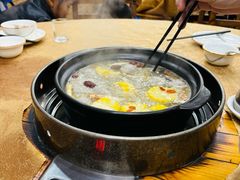 -濠轩阁特色生蚝火锅(水湾路店)