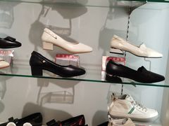 -云柏鞋业(十里堡店)