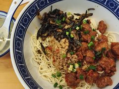 -沪西老弄堂面馆(定西路店)