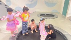-MINI MARS KIDS CLUB亲子家庭中心(长宁天山店)