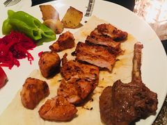 -Efes Turkish & Mediterranean Cuisine 艾菲斯餐厅(陆家嘴店)