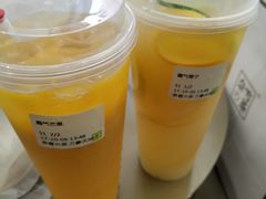 霸气橙子-奈雪的茶(南山大冲一期店)