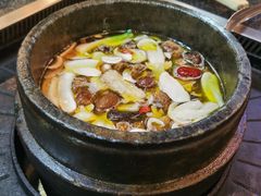 墨脱石锅鸡-滇藏石锅宴(崇仁巷老店)