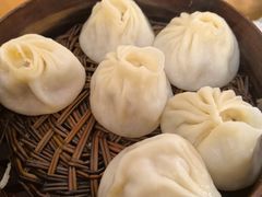 蟹粉小笼包-常鲜德乐购迎桂馒头店(麻巷公寓店)