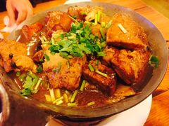 -闯关东东北农家菜(崂山石老人店)