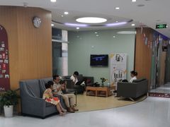 -雅悦齿科(顾村公园店)