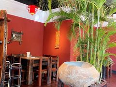 -大匠工房古船木艺术餐厅·猪肚鸡专门店(长白仙岛店)