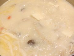 -洪氏嗨捞·猪肚鸡火锅(阳光天地店)