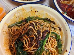 麻辣牛肉面-岳记老成都三味面