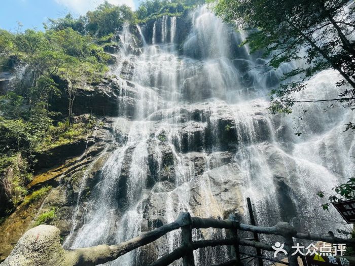 千泷沟大瀑布旅游区图片